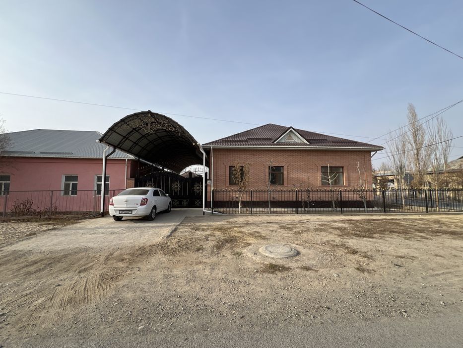 6 бөлмелі үлкен жер үй сатылады