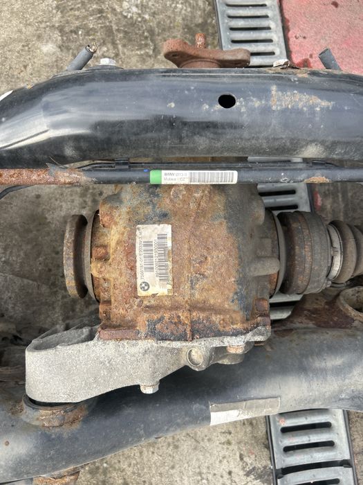 Grup spate Bmw X1 e84 an 2010 raport 3.46 Xdrive