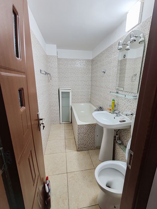 Inchiriez 2 camere Brancoveanu