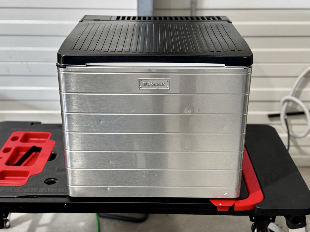 Хладилник / ракла Dometic CombiCool RC2200 EGP 41L