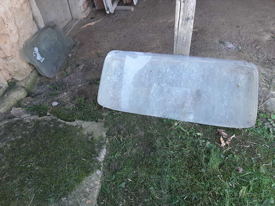 Стъкла за Трабант оригинални крушки комплект