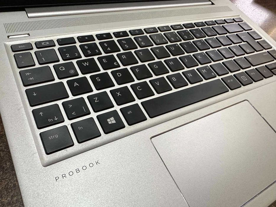 Лаптоп HP ProBook 445 G7, Ryzen 5, 256gb SSD, 8GB Ram
