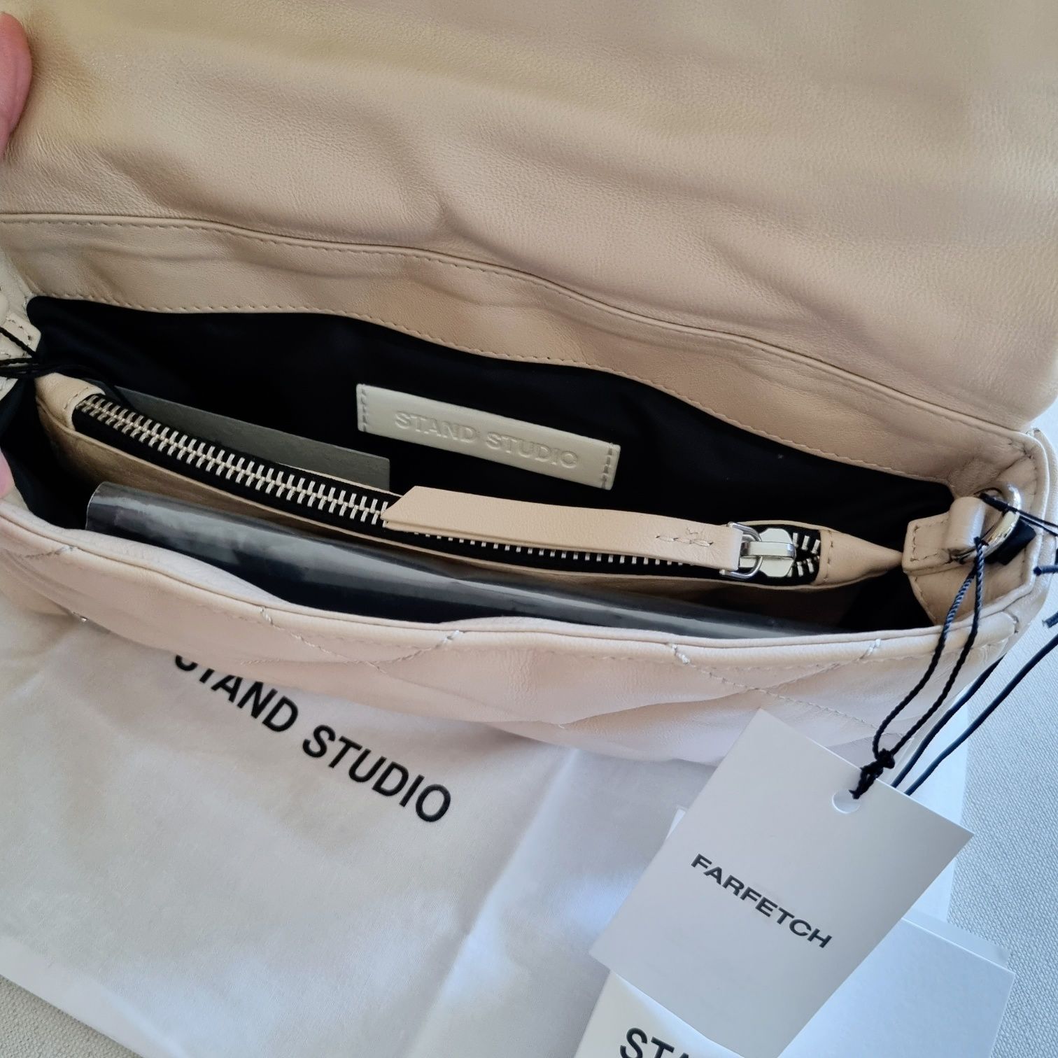 STAND STUDIO бежова/nude естествена кожа чанта дълга дръжка и синджир
