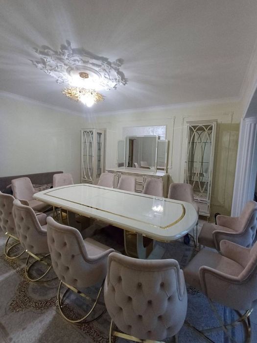 KOMPLEKT stol+ stul+penal+ komod