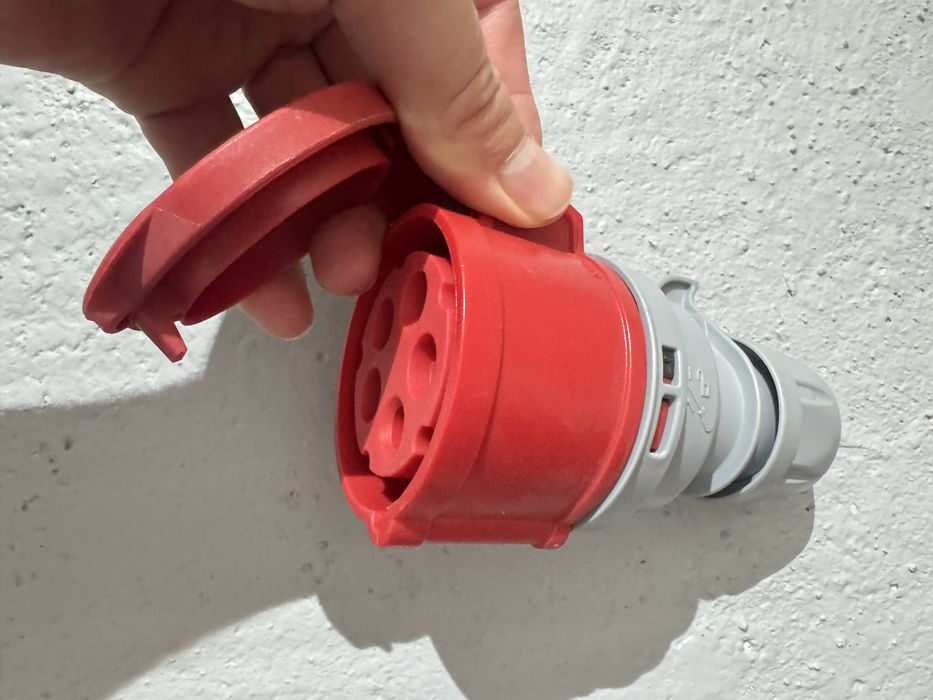 Prize trifazice mama tata,32A;