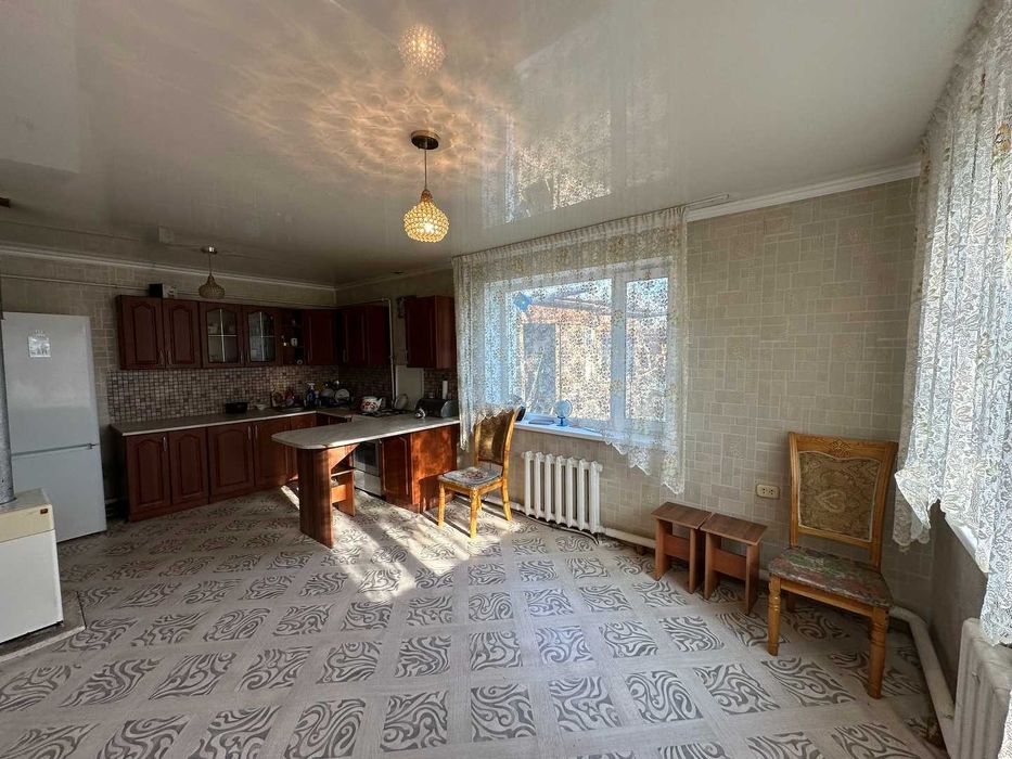 Продам дом в районе КСК