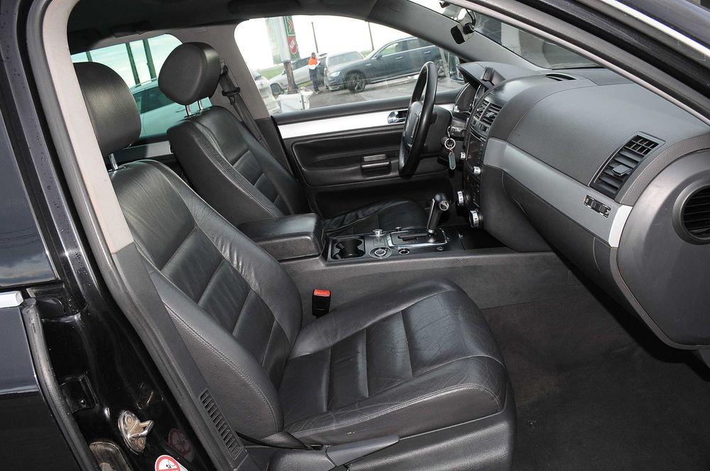 VW Touareg 2005 3.0TDi 224 CP E4 4x4 CutieAut Clima Piele Navi Xenon