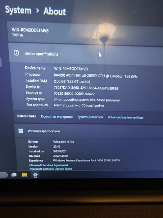 Tableta cu tastatura asus