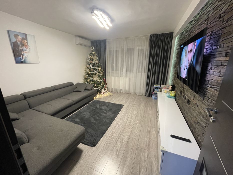 Ap. 3 camere /Et.2 / 60 m2 / Str. Primăverii-Slatina/vizavi Derby