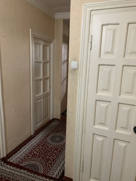 Farxadski Jahon tillariga yaqin qizlar uchun ijaraga uy bor