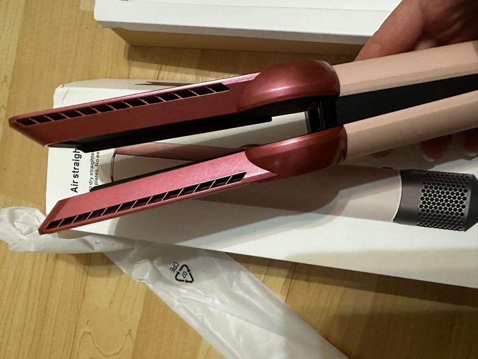 Uscator de par – air straighter- nou în cutie