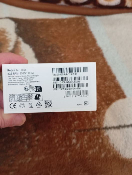 Продам смартфон Redmi 14C