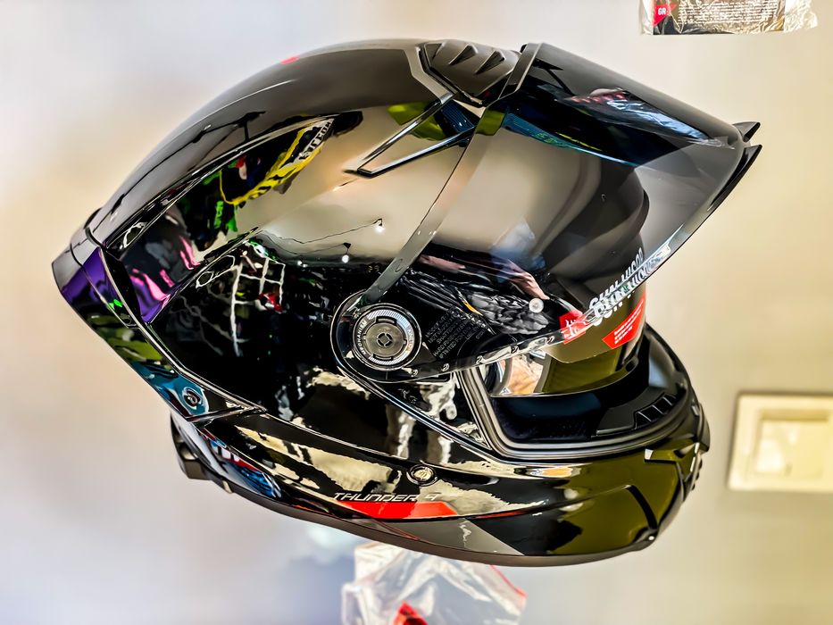 Casca Moto MT Thunder 4 Negru Lucios