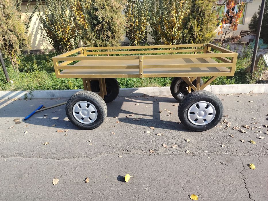 Arava sotiladi yangi skuter ham bor rasmi tepada