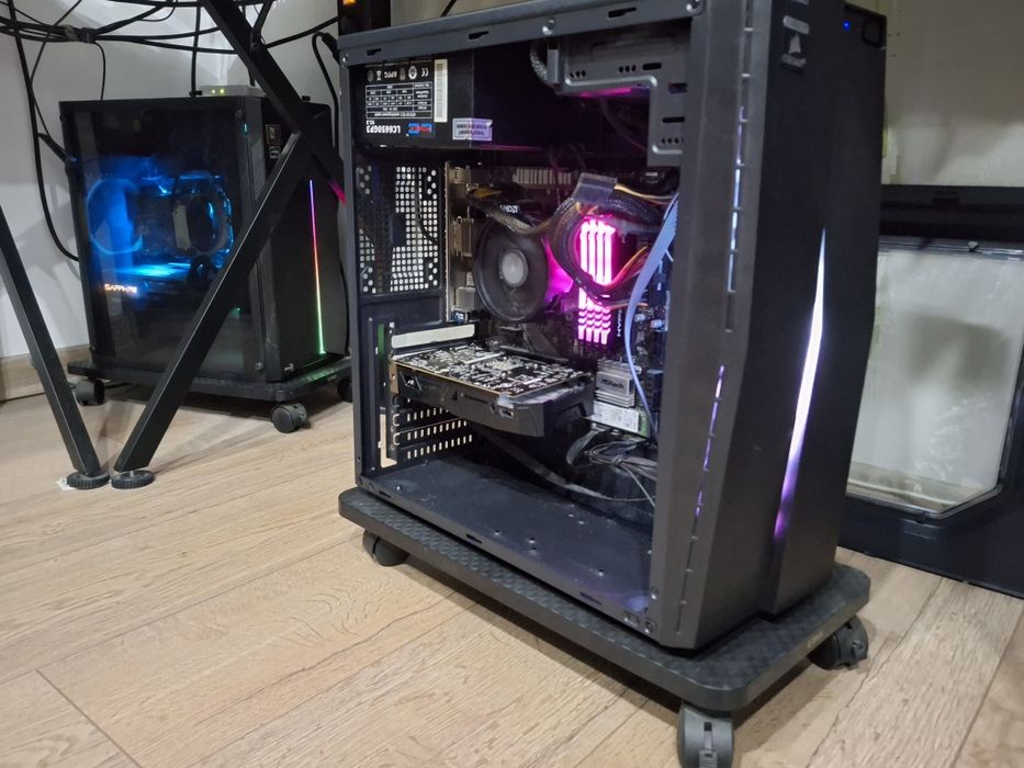 Компютър + Монитор Dell U2412M Ryzen 5 3600 64GB Fury HyperX 1050Ti