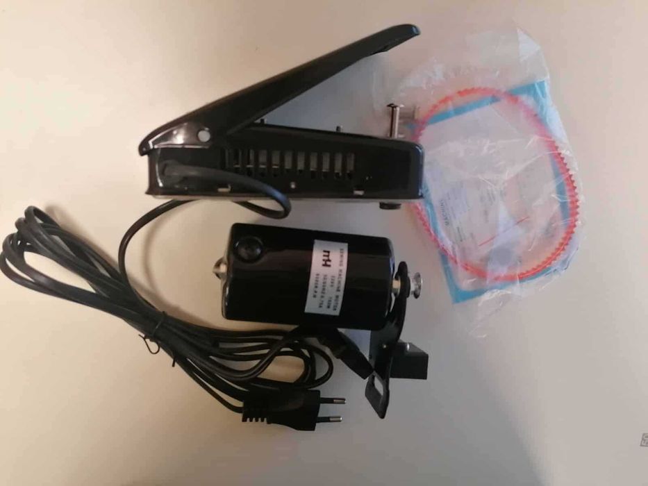 Моторче за шевна машина с педал и ремък за 48 лв ( нова стока )