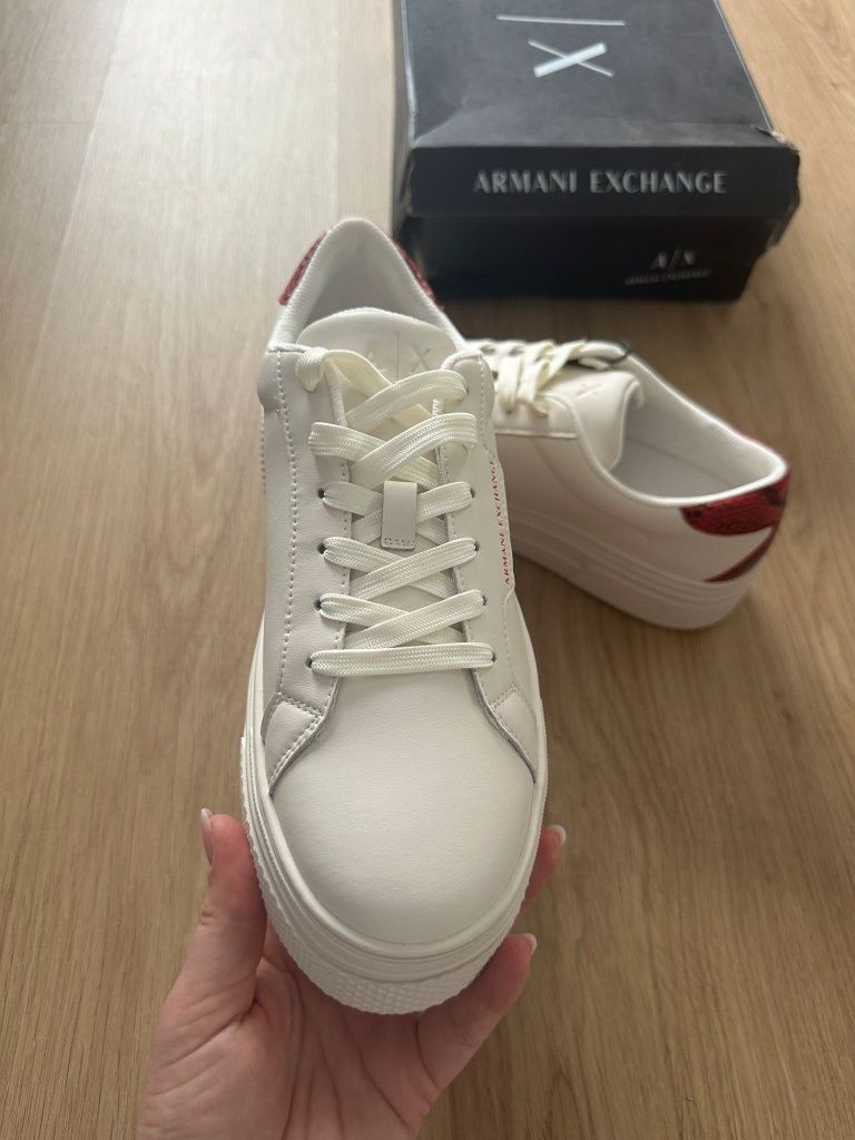 Adidași Armani eXchange