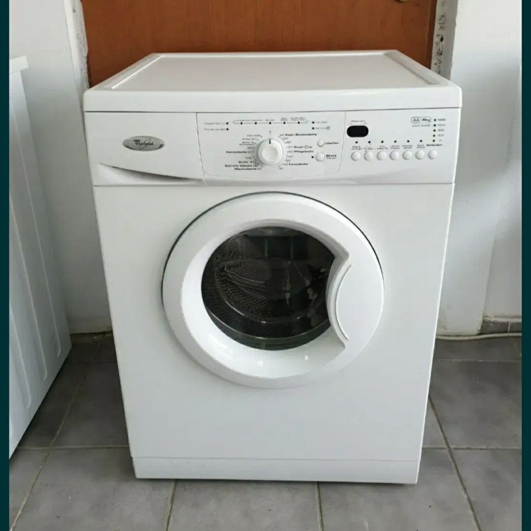 Masina de spălat rufe Whirlpool  / 5oo lei.