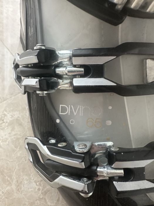 Clapari dama Salomon