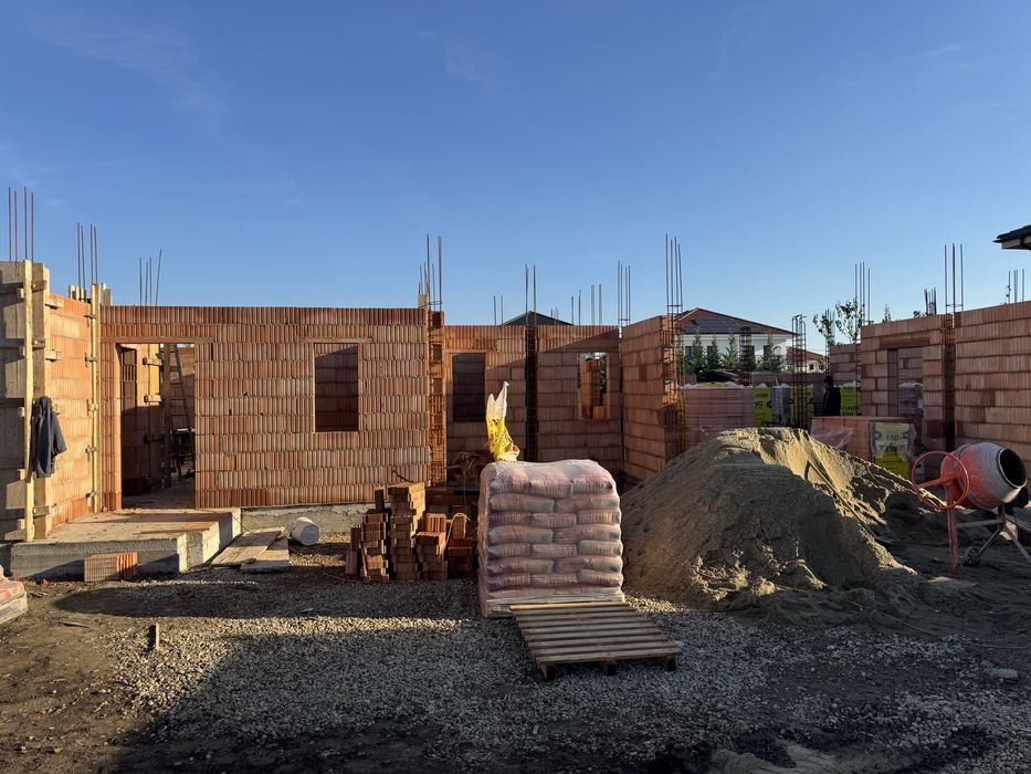 Propietar vand duplex