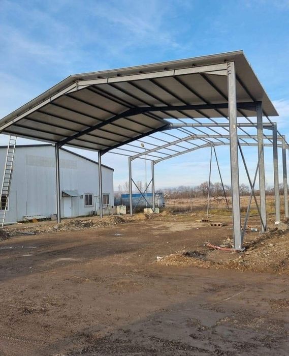 Vand structuri metalice la preț de producător