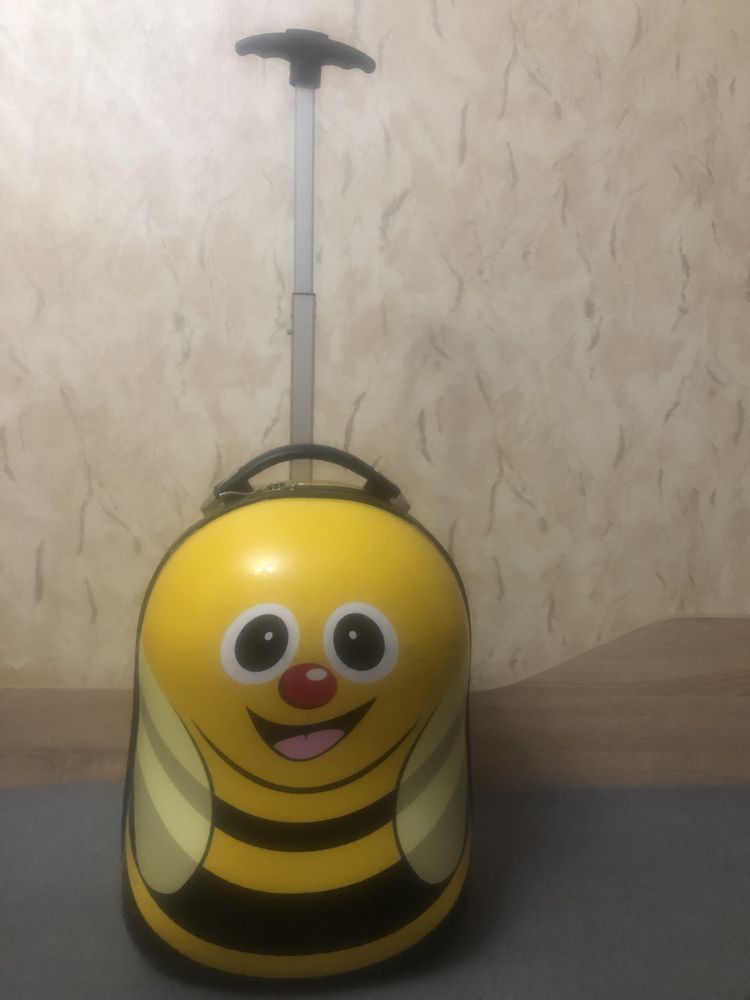 Детско куфарче пчеличка