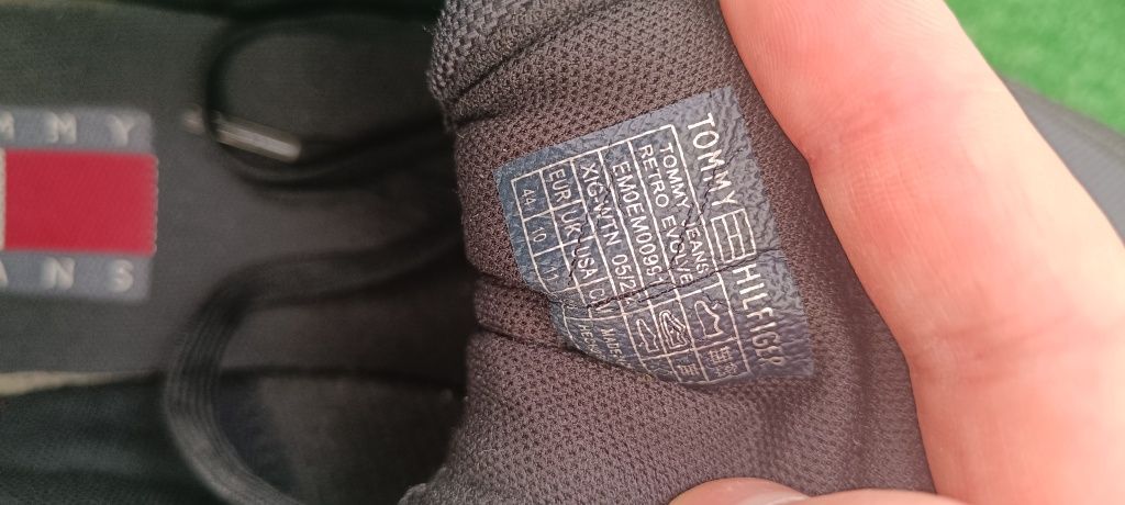 Tommy Hilfiger мъжки сникърси, оригинални, 44 номер