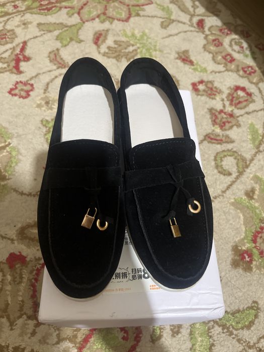 Лоферы новые удобные