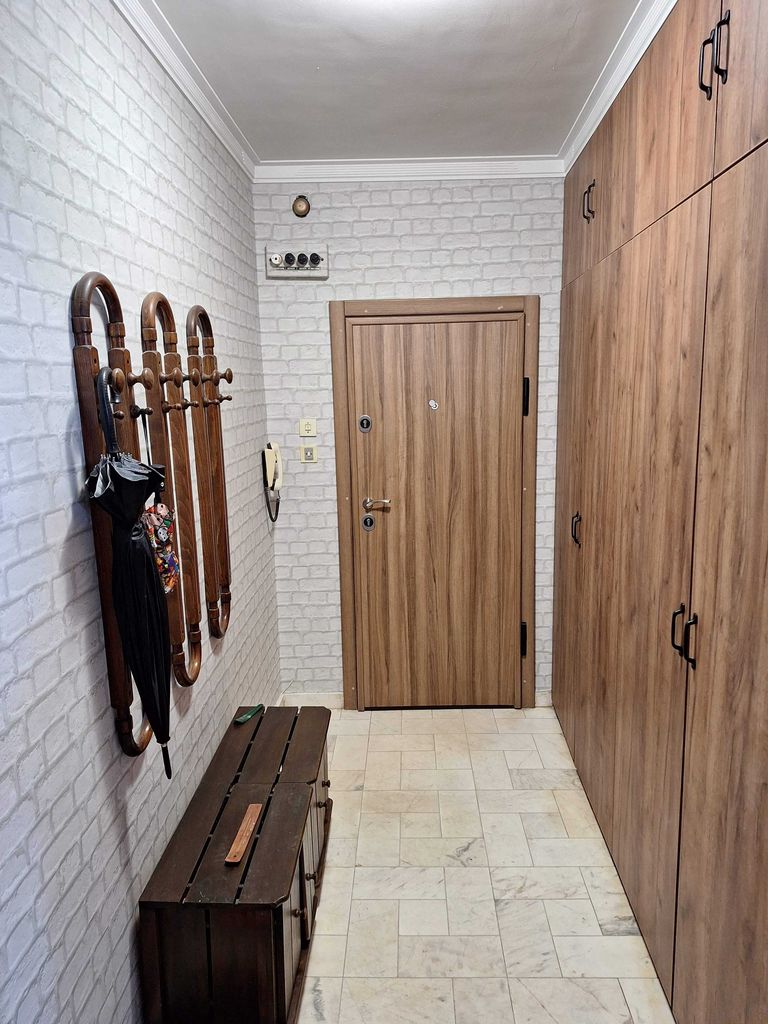 Дава се под наем  в София, Толстой - 30 кв.м за 225 € - Снимка #6