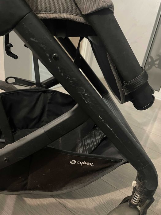Cybex Balios S 2 в 1, черно шаси