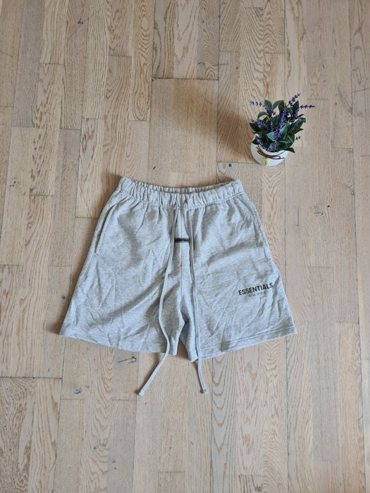Pantaloni Essentials