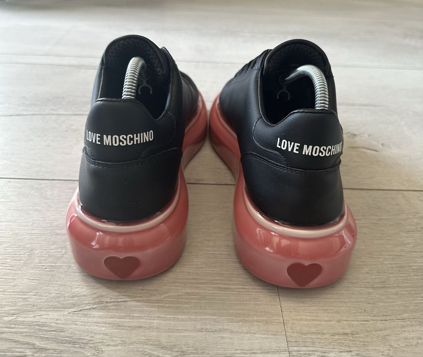 Оригинални дамски маратонки Love Moschino, 38 номер, черен цвят