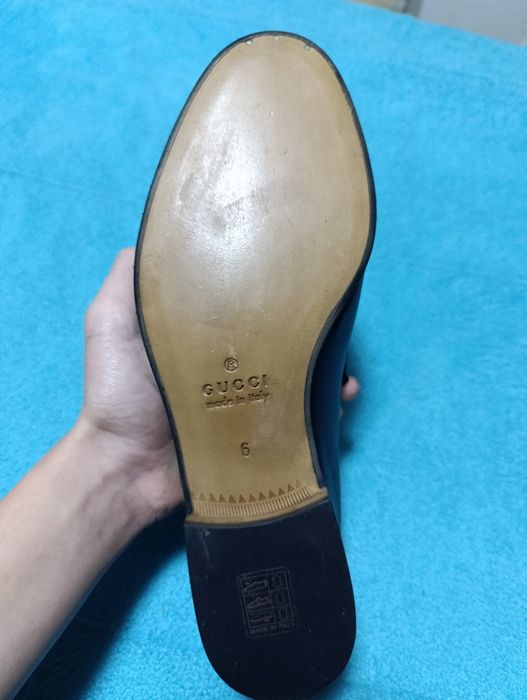 Pantofi Gucci de piele