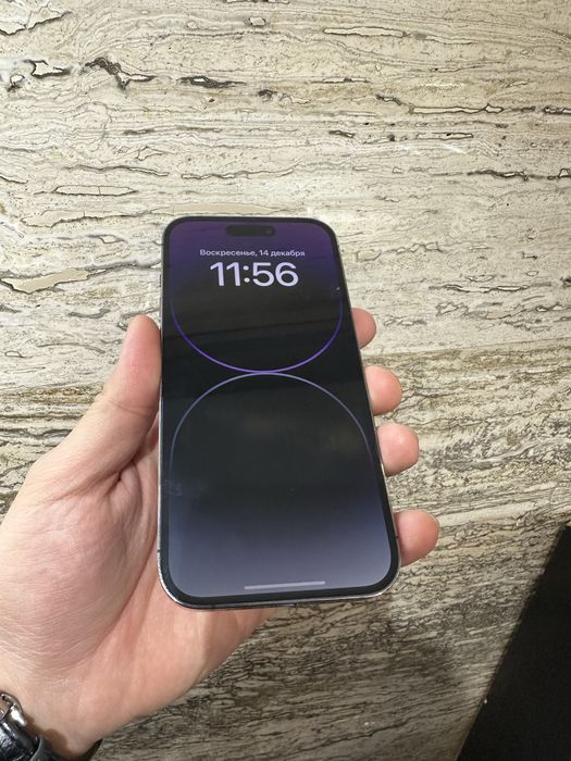 Продам айфон 14 Про