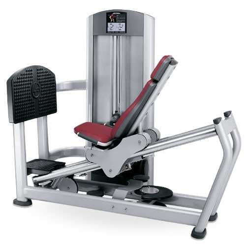 Сет от 13 машини на Life fitness Signature series
