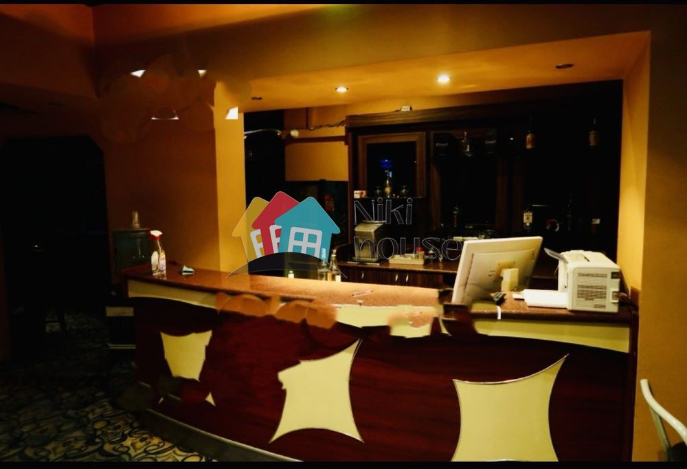 Дава се под наем Заведение в Варна, Левски - 170 кв.м за 1173 € - Снимка #3