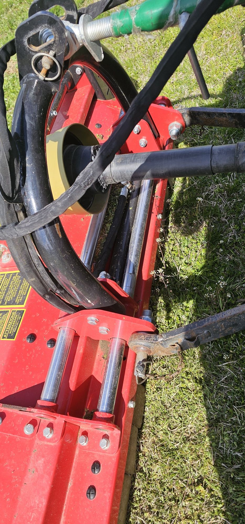 Tocatoare dezaxabila pentru tractor ,140cm ,cutite cican ,import itali