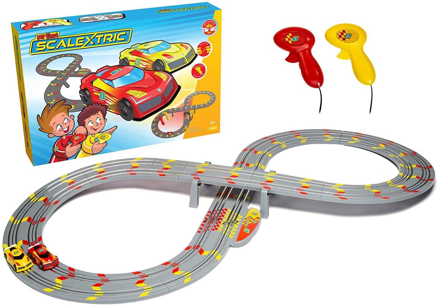 Състезателна Писта с 2 коли и дистанционни Аутобан Scalextric
