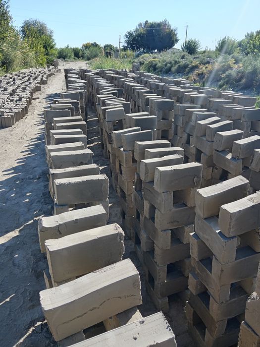 Ғишт апарат сотилади