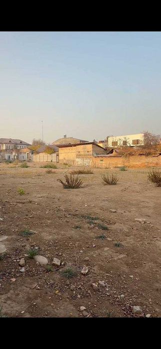 Коммерческий объект под реконструкцию 2898 м² 
Участок: 50 соток