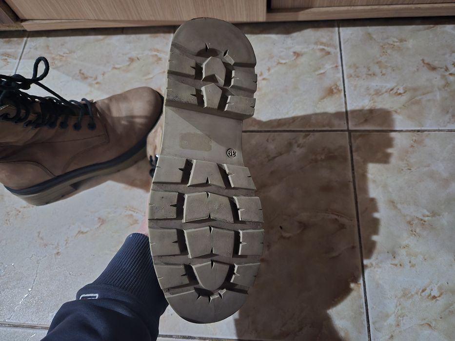 Avenue естествена кожа боти