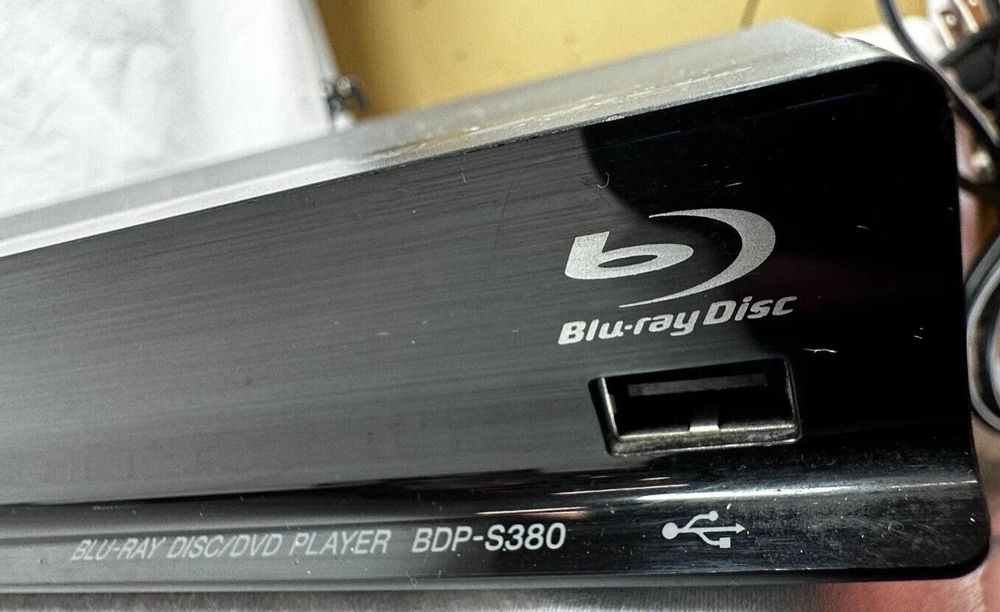 Sony BDP-S380 Blu-ray Disc Player