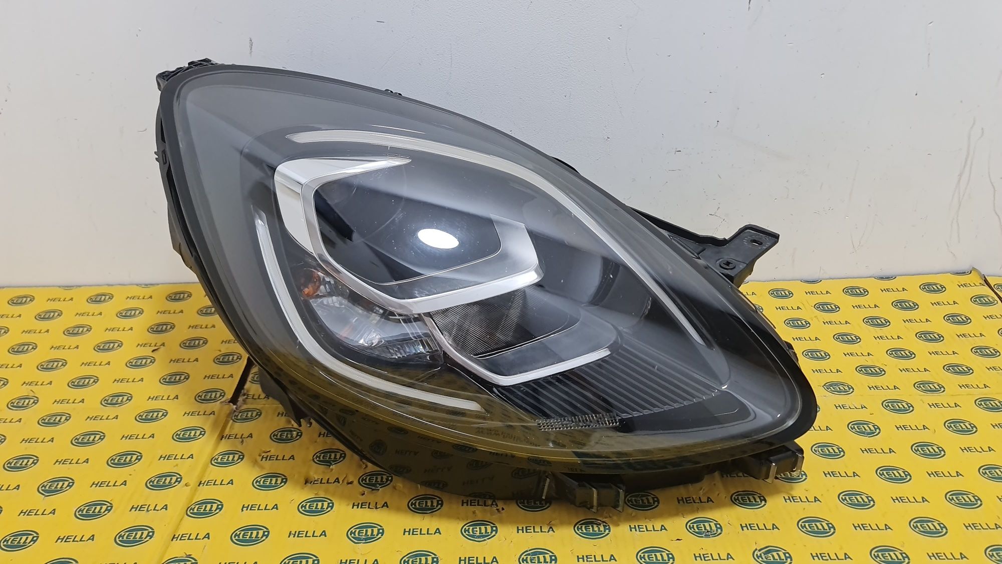 Far dreapta halogen led Ford Puma 2 facelift 2019+ L1TB13E014EH