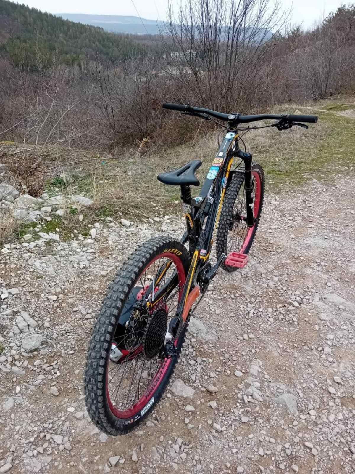 Nukeproof Mega AM 275 Pro