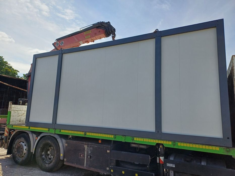 Camion Macara Platformă Hiab Containere