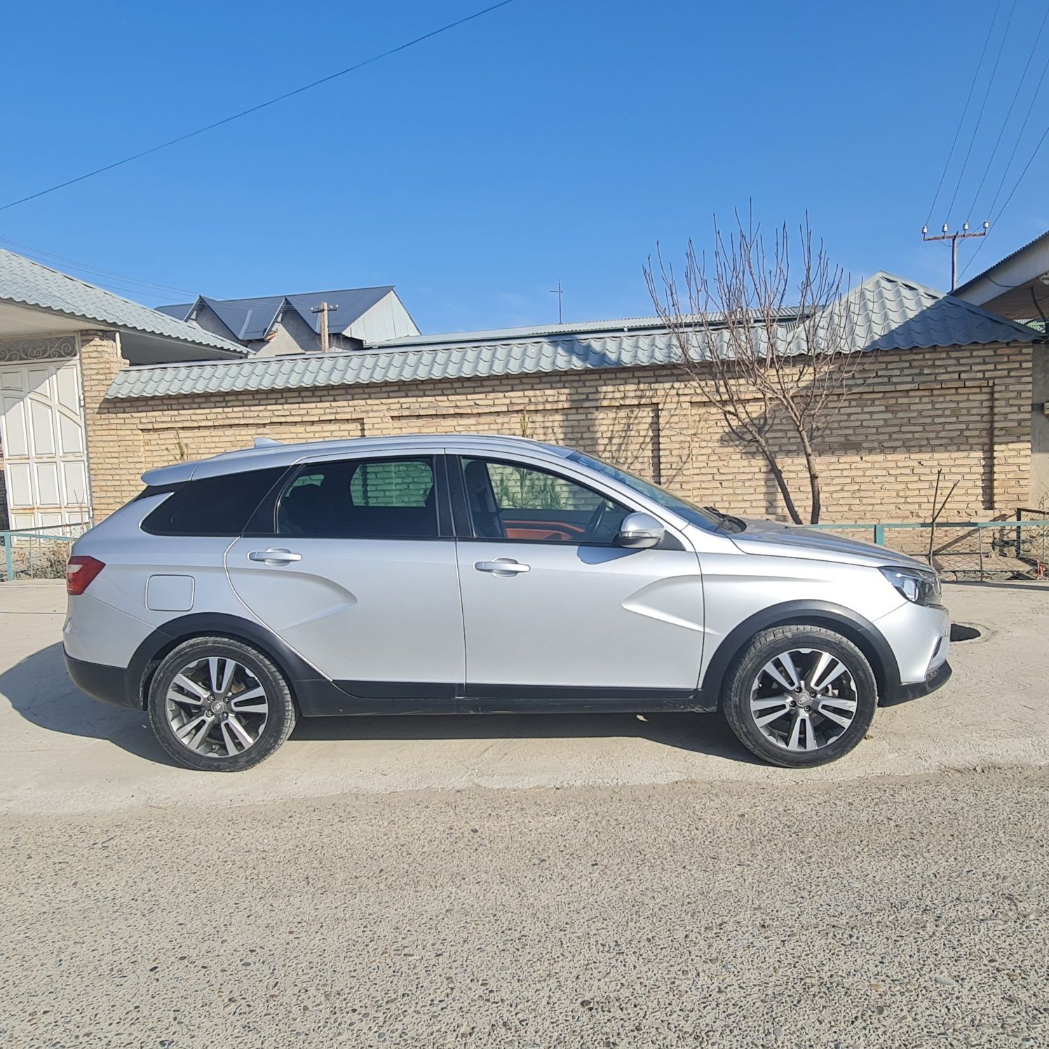 Lada Vesta SW cross ФУЛ комплектации