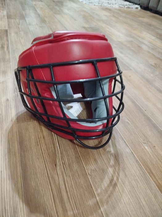 шлем для рукопашного боя