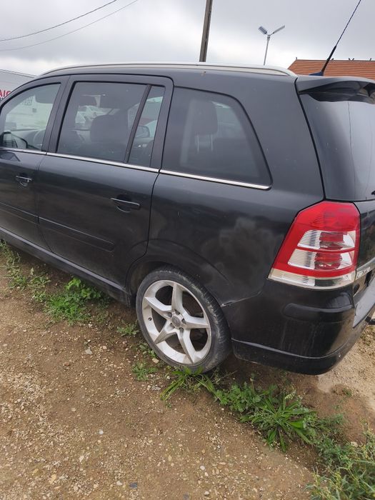 Opel zafira B 2011