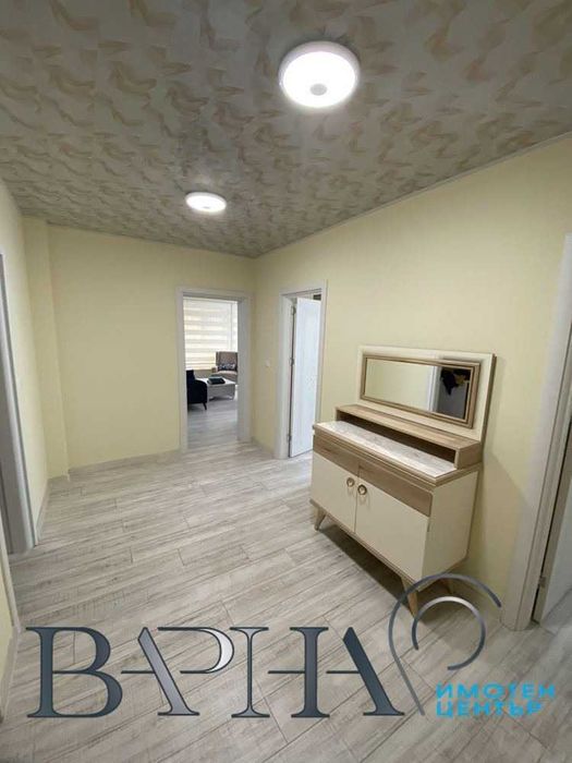 Дава се под наем Тристаен апартамент в Варна, Левски - 111 кв.м за 821 € - Снимка #7