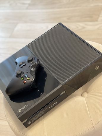 Xbox One - consola+controler +camera web +5 jocuri